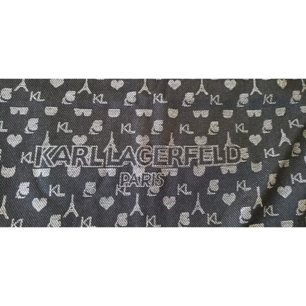 NWT KARL LAGERFELD PARIS LOGO ALL OVER PRINT BLACK METALLIC SILVER SCARF WRAP